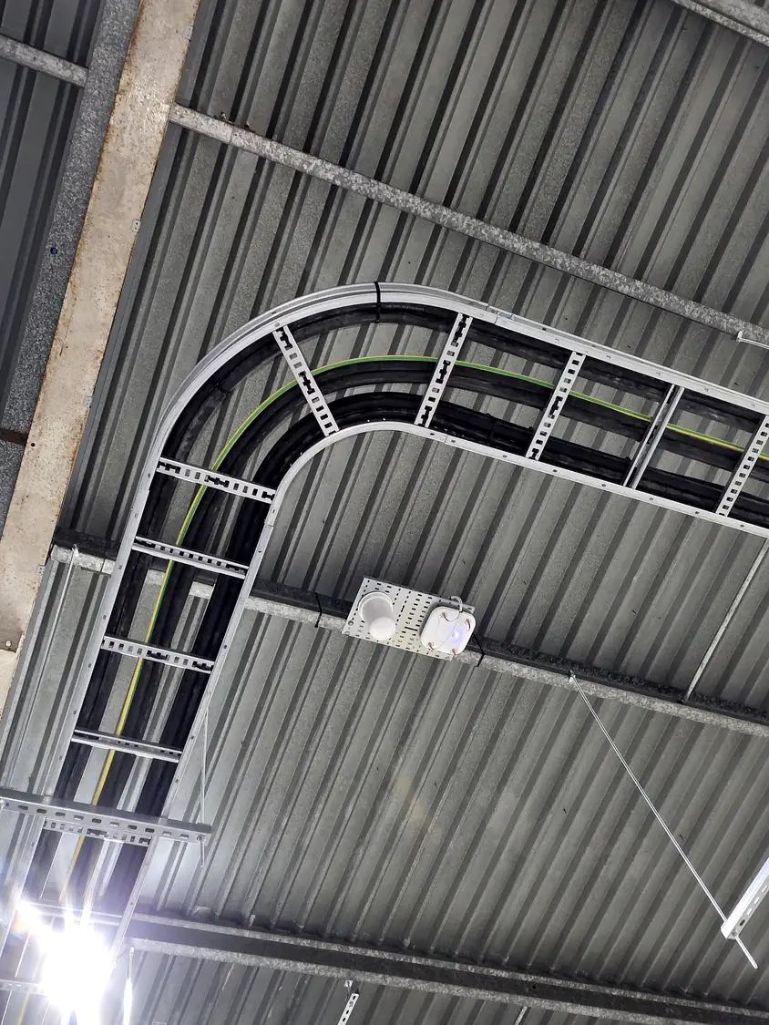 Ladder rack bend across the ceiling