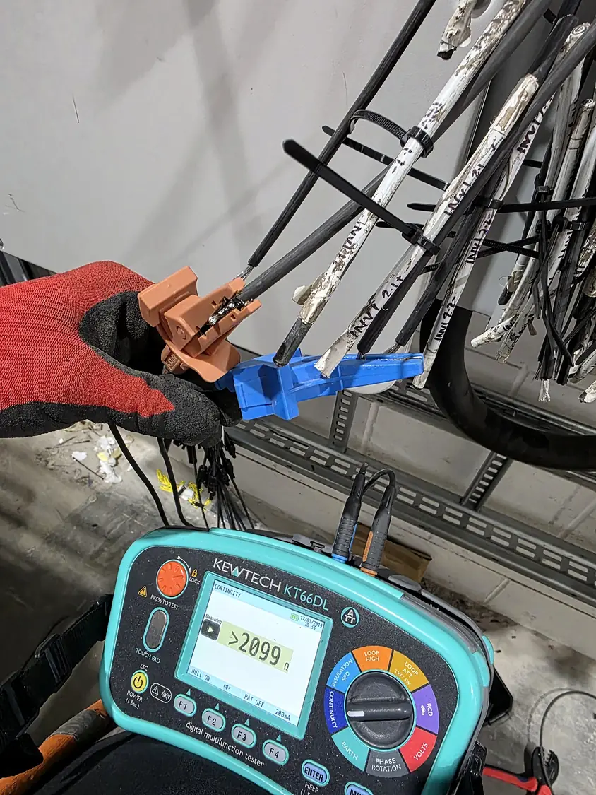 Testing terminated cables with a Kewtech KT66DL multifunction tester